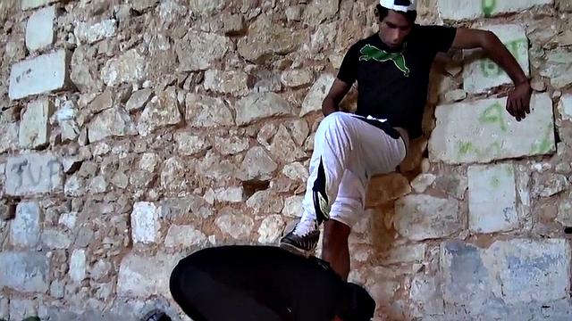 Real European amateurs in outdoor publicsex