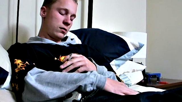 Jason takes control and dominates his man in an intense gay hookup