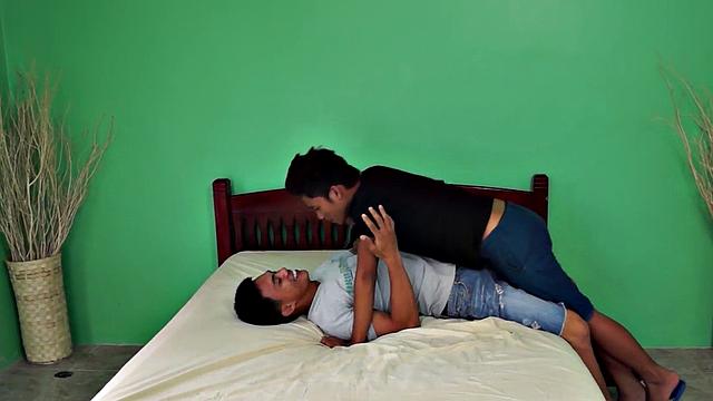 Tiny Asian amateur twink fucks boyfriend's butt in home private video