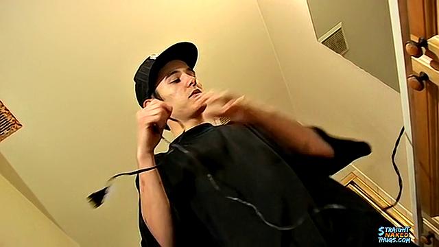 Shaving And Masturbating With Wiley - Wiley