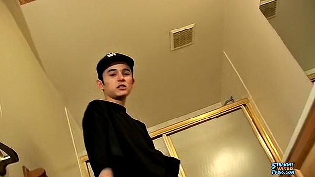 Shaving And Masturbating With Wiley - Wiley
