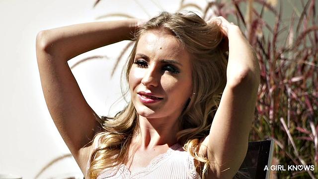 Lesbian couple starts their day with sex