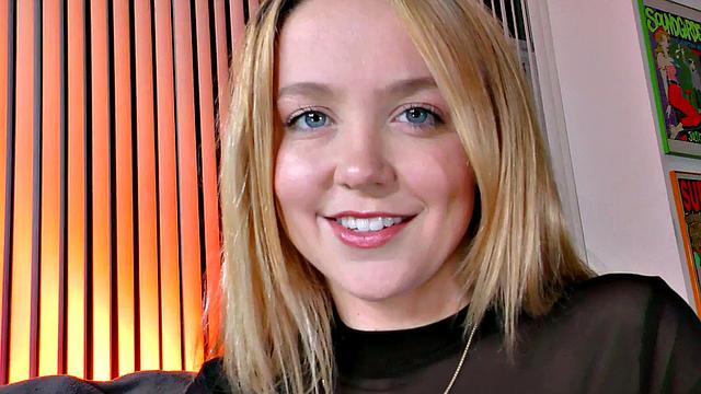 21yo POV GF oiled pussy fucked after cocksucking