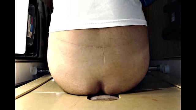 Construction Worker Wants Throat and Ass