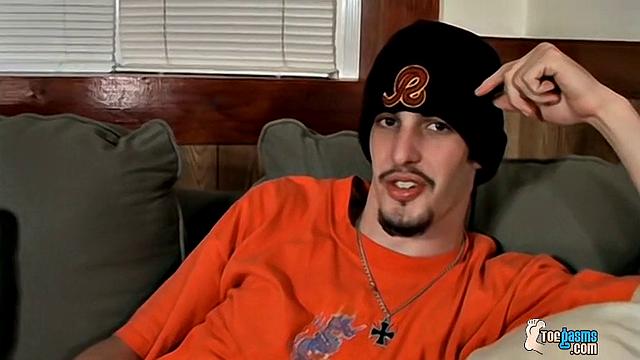 A Dick Rubbing Foot Show - Axel