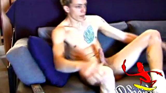 Shane Rubs His Meat