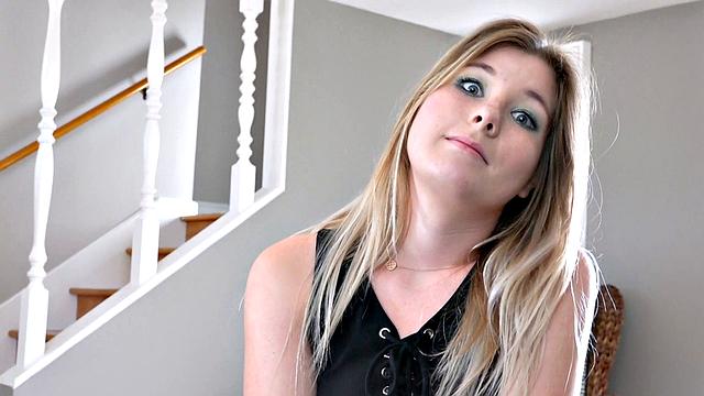 Sneak Fucking in Front of Mom