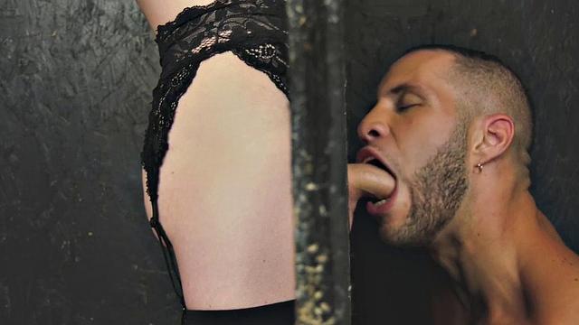 Stockinged trans enjoys gloryhole blowjob exchange