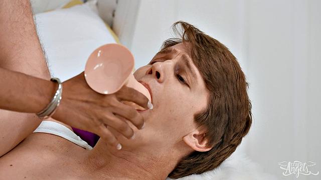 Banging The Hot Bellgop