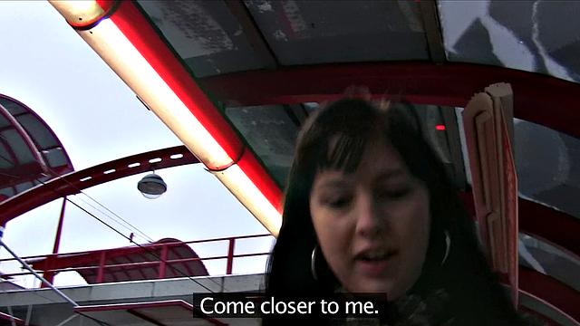 Stranger Finds An Easy Pussy To Use In Public