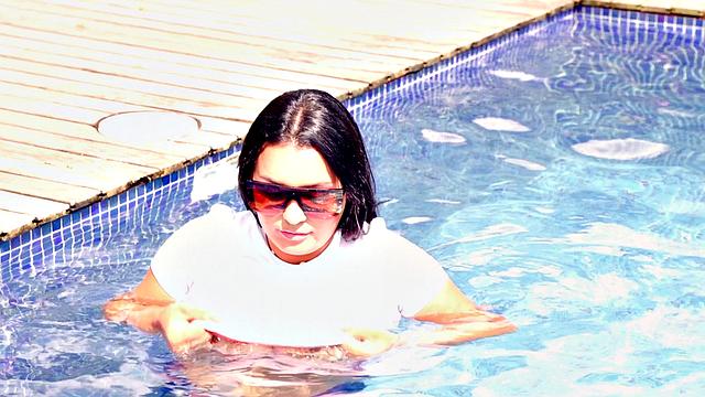 Kim Beltran: Sun in the Tits