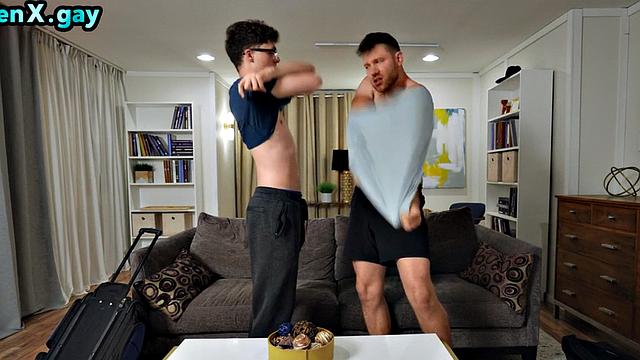 Manly jock spoiled by barebacking twink