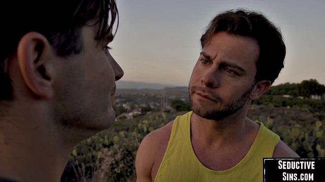 Cuntdripping asian in threesome