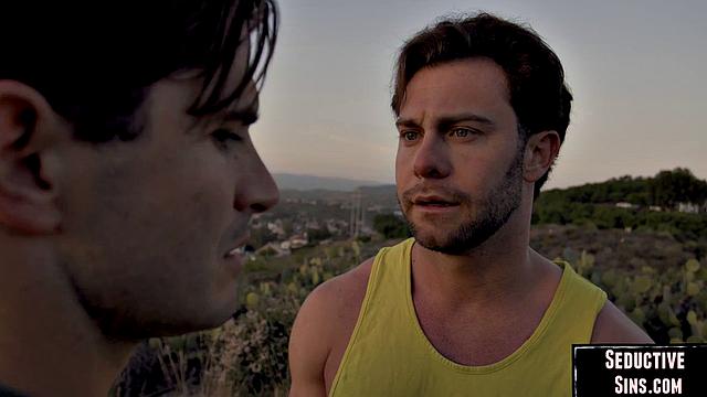 Cuntdripping asian in threesome