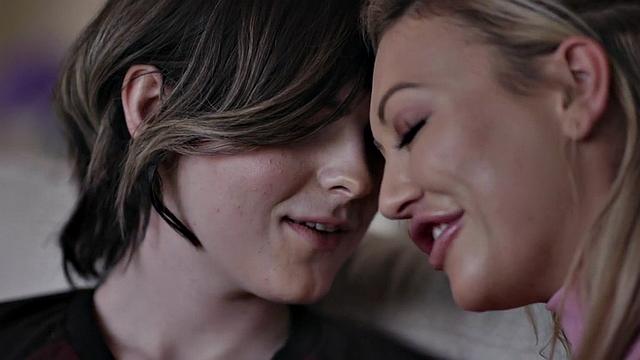 Petite 21yo trans loves anal in missionary