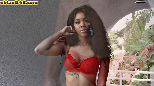 Petite ebony babe cocksucking beau