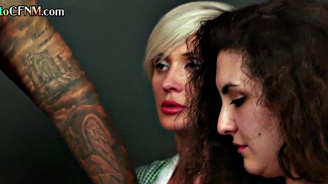 IR mesmerized college HJ in group for dirty professor