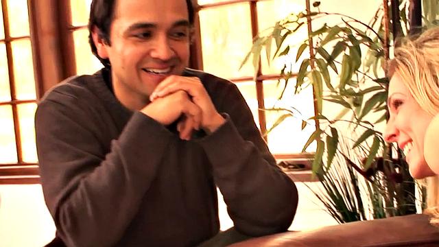 Blonde housewife takes it anally from stud