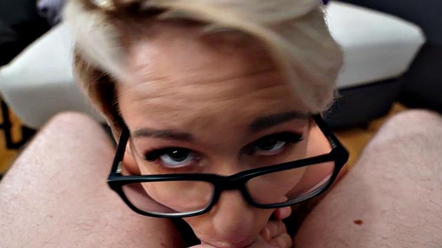 Dicksucking spex amateur fingerfucked before doggy sex