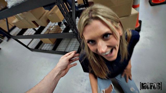 Warehouse Game of Package