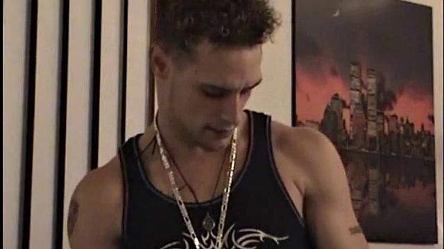 Straight Buzz Beats Meat