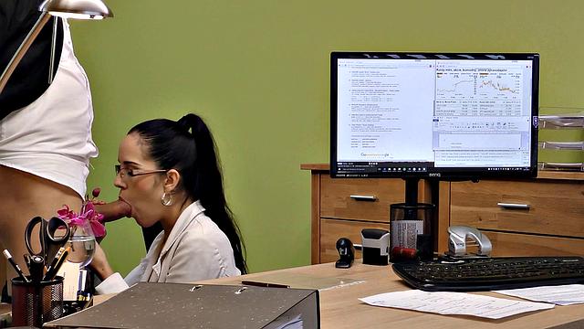 Sexy office MILF in glasses gives a deepthroat BJ & gets Ponytail