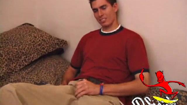Young Veneco Jerks Off