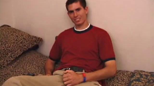 Young Veneco Jerks Off