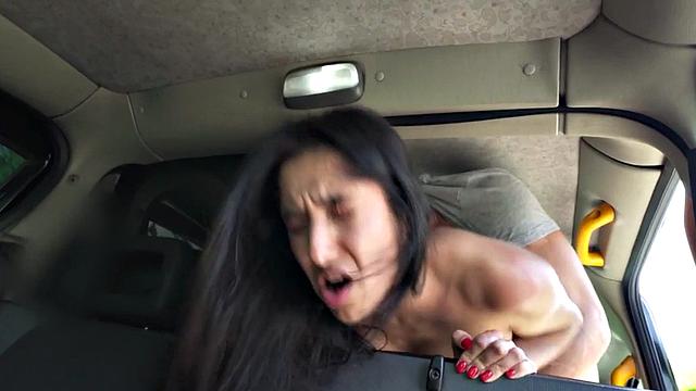 Superb bigtitted babe fucks cab driver for a free ride