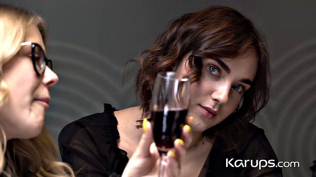 Eyla Moore - Lesya - Chic