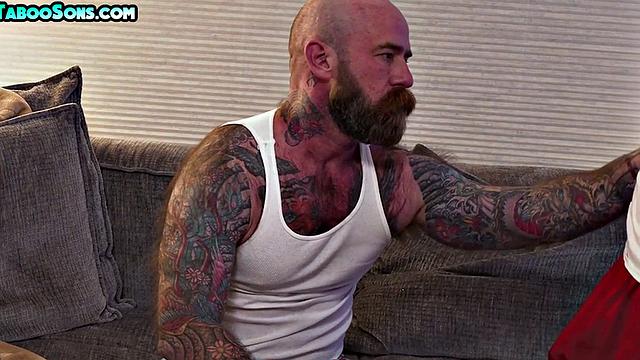 Petite stepson barebacked by DILF with tattoos