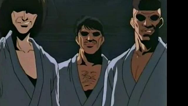 миниатюрная аниме-красотка принимает толпу с огромными членами