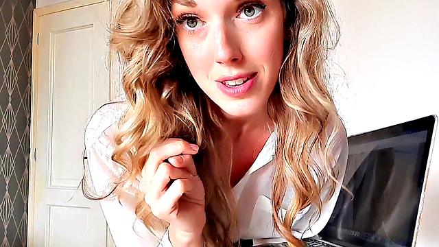 Secretary in upskirt talks dirty about dicks