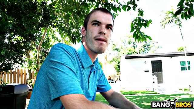 Sarai Sucks the Newbie