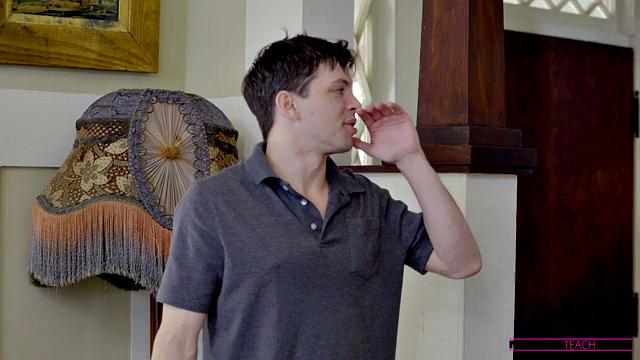 Аня Олсен и брат соблазняют мачеху Шери ДеВиль на горячий семейный массаж втроём