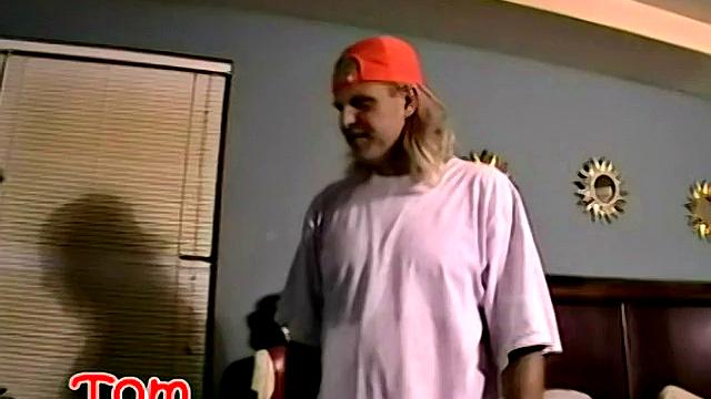 Daddy Tom Shoots a Hot Load - Tom