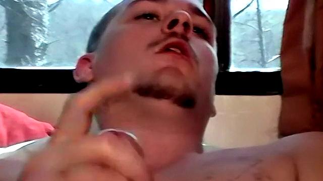 Блейз с большим членом дрочит - Блейз