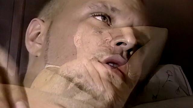 Джейсон дрочит свой ствол - Джейсон
