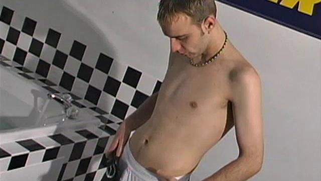 After 21 year old Calib Cox gets naked, we can see what he has in common with horses, namely a very thick 8 inch cock! In this hot solo jerk off scene, he sits by the bath and strokes that big dick, while concentrating on getting hard and shooting