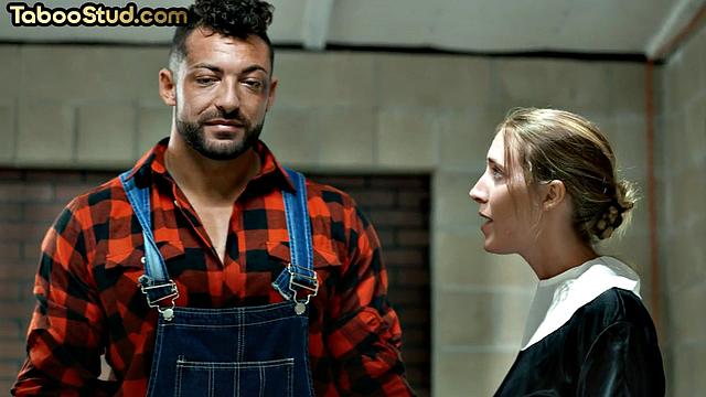 Handsome stud pounded by muscled gay