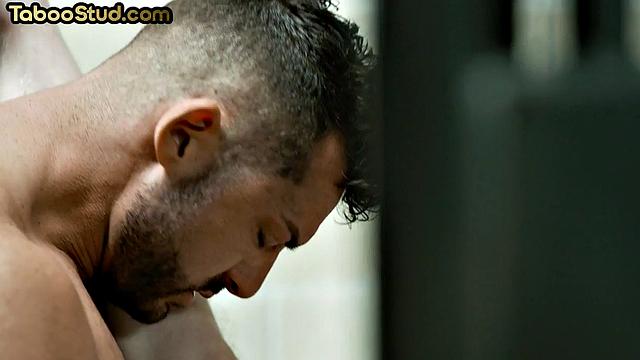 Handsome stud pounded by muscled gay