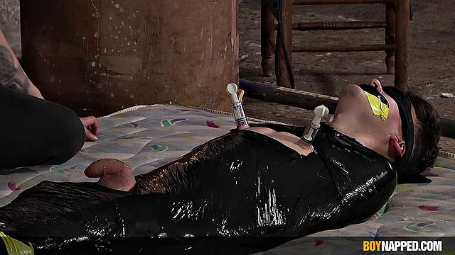 Foot Fun & Cum Drainage - Part 3 - Danny Bianchi & Xavier Sibley