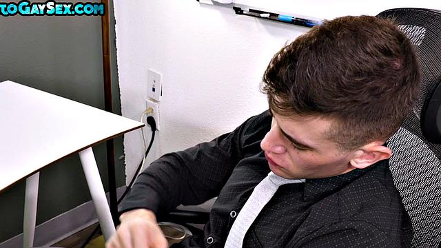 Office stud barebacked in asshole after cocksucking