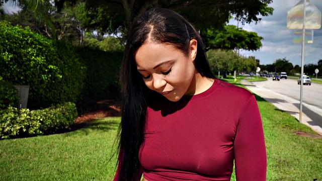 Pulled black babe deepthroating before fucking