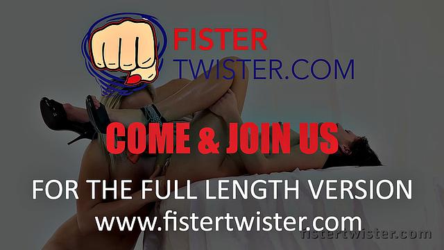 Fistertwister - Silvia and Naomi - Anal Fisting