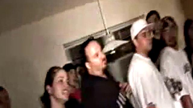 лесбиянки охотно дают себя пристраивать пальцами на вечеринке