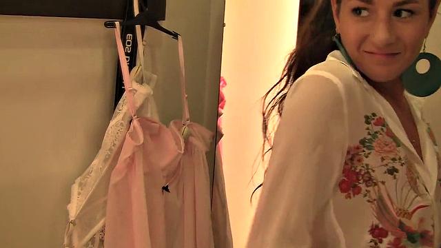 Hardcore bang for my amateur GF in pink dress