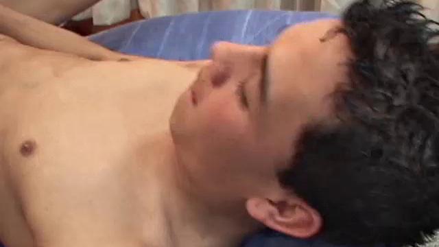 Жаркая гей-сессия: Хуан Карлос и Алехандро не сдерживаются в постели.