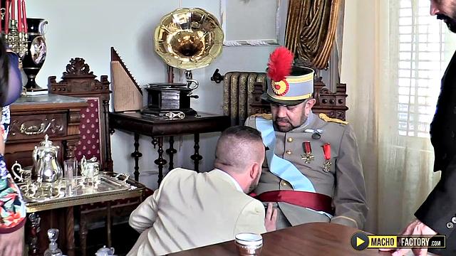 Извращённая оргия в дворце - Aristofuck 2 (Часть 1)