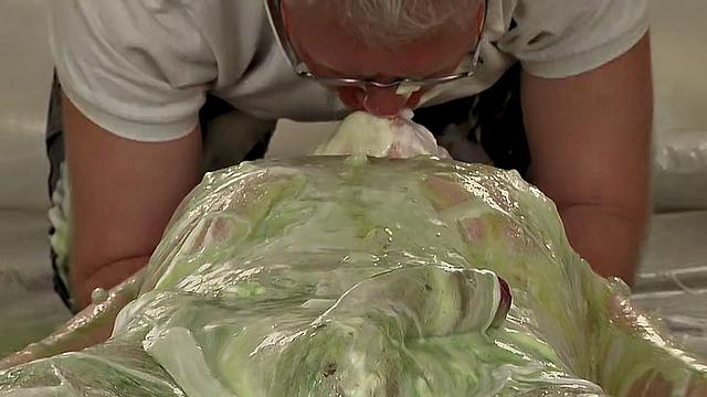 Dylan Ducati & Sebastian Kane Give Dylan a Sloppy Edging